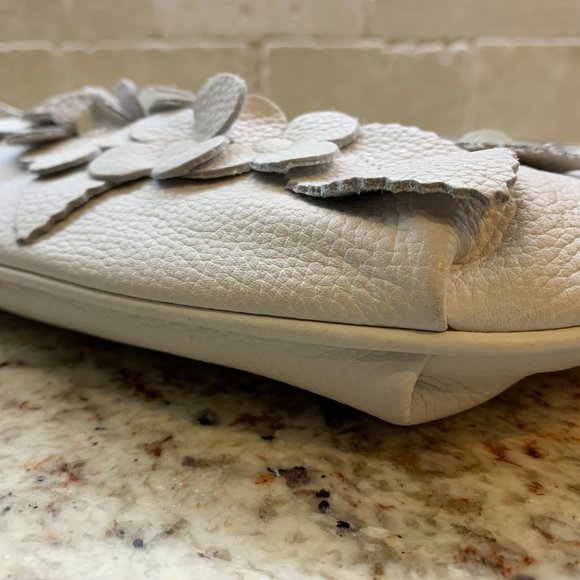 Tahari Exclusive Parks Small Hobo Bag White - Picture 7 of 8